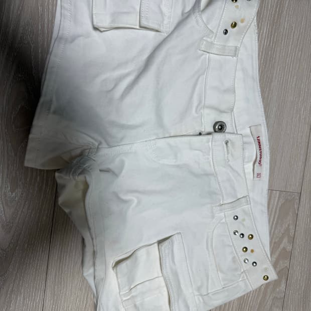 원진 스튜디오 반바지 화이트