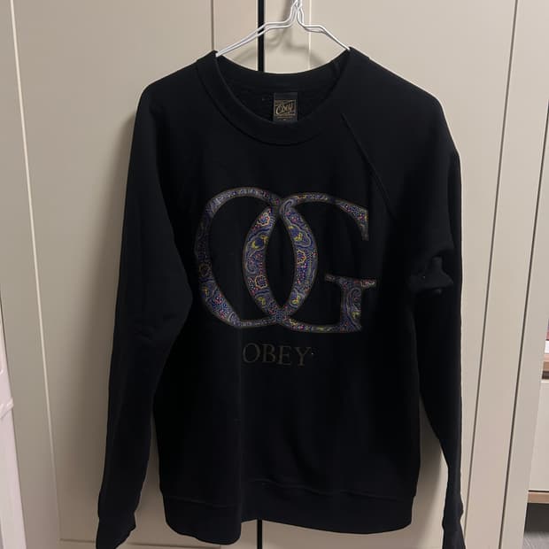 오베이 페이즐리 맨투맨 남성 M