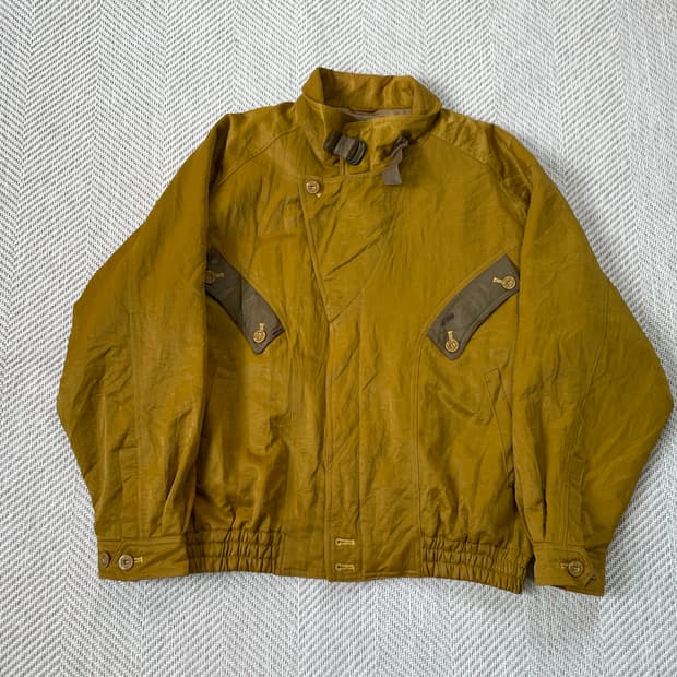 SKOAL 사선 포켓 하이넥 블루종