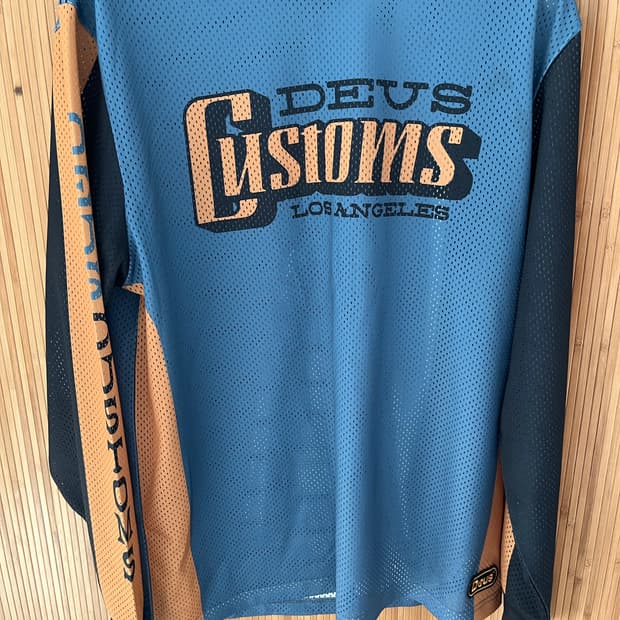 데우스 엑스 마키나(Deus Ex Machina) 피콕 모토 저지