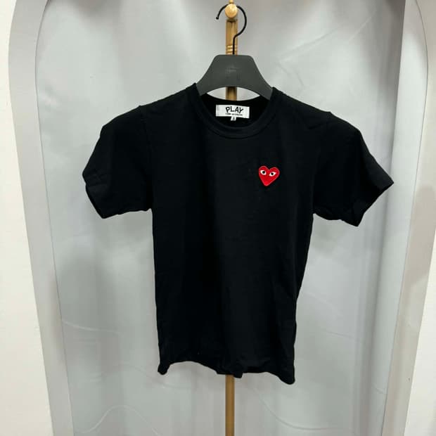 백화점판 꼼데가르송 반팔티 S