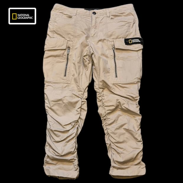 34인치 내셔널지오그래픽 베이지 셔링 카고팬츠 