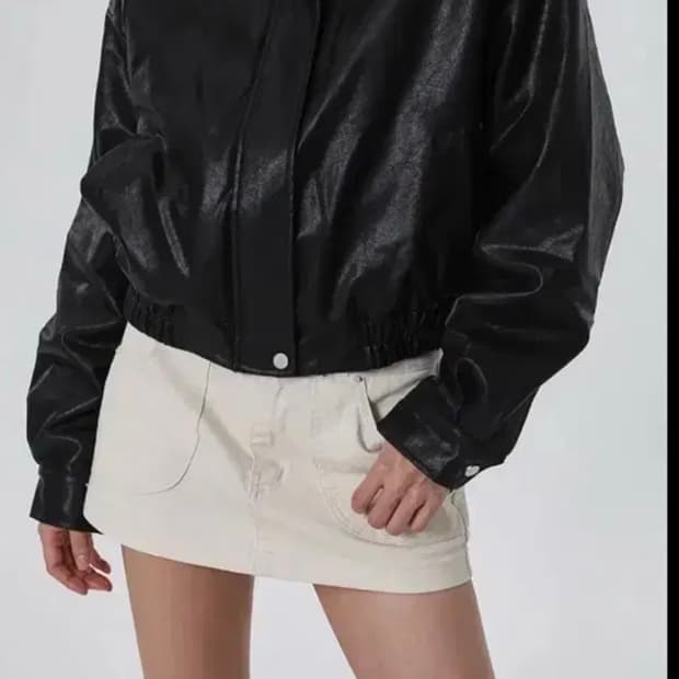 블랙업 크레시 퍼 레더 블루종 무스탕