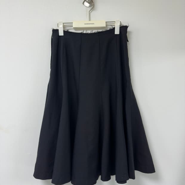 [꼼데가르송] Comme des Garcons  skirt