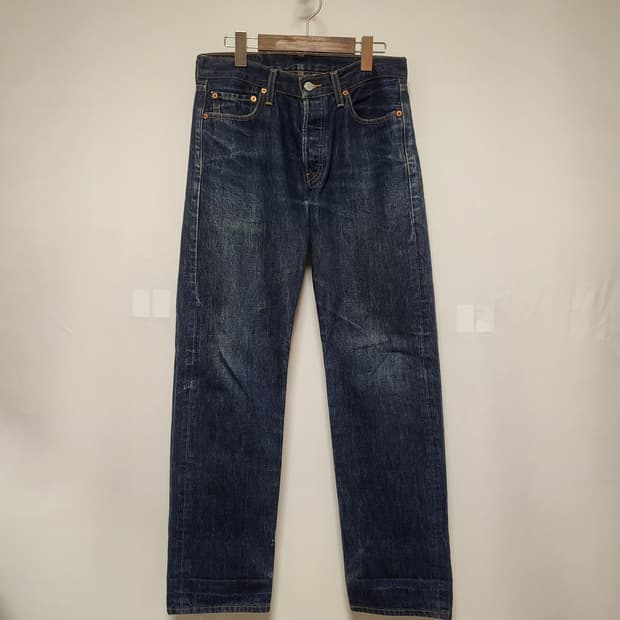 리바이스 501 중청워싱 데님팬츠