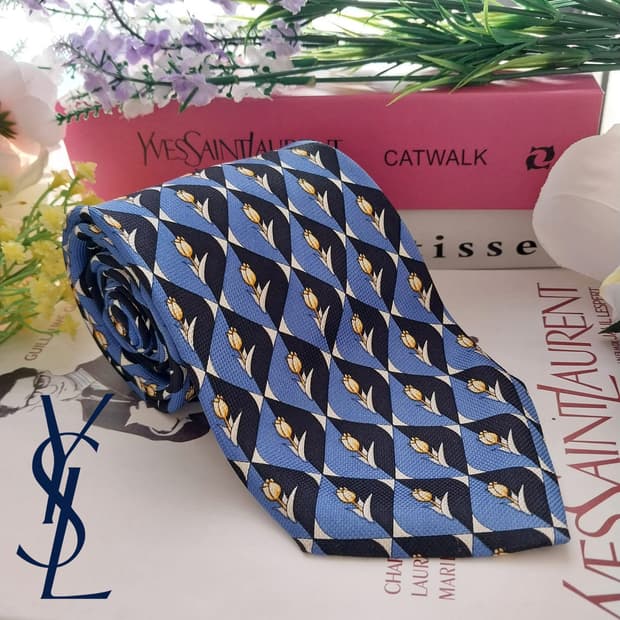 입생로랑 실크 블루&블랙 튤립 패턴 넥타이 9.2cm A+등급 K1324