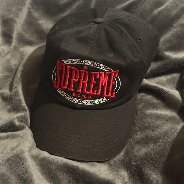 슈프림 23f/w 웜업 볼캡