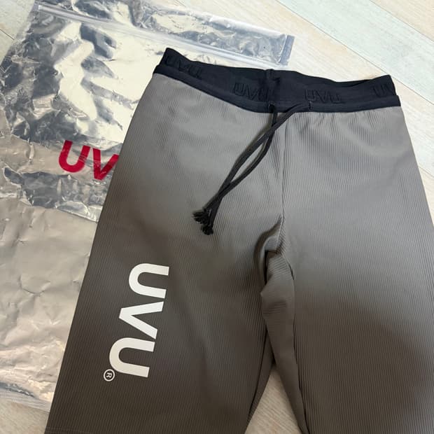 UVU 타이즈 판매합니다