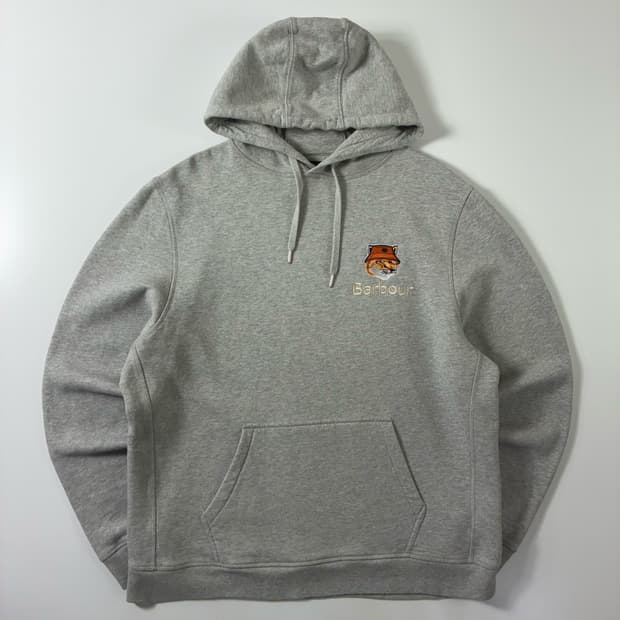 Barbour  바버 x 메종키츠네 폭스헤드 그레이 후드티 