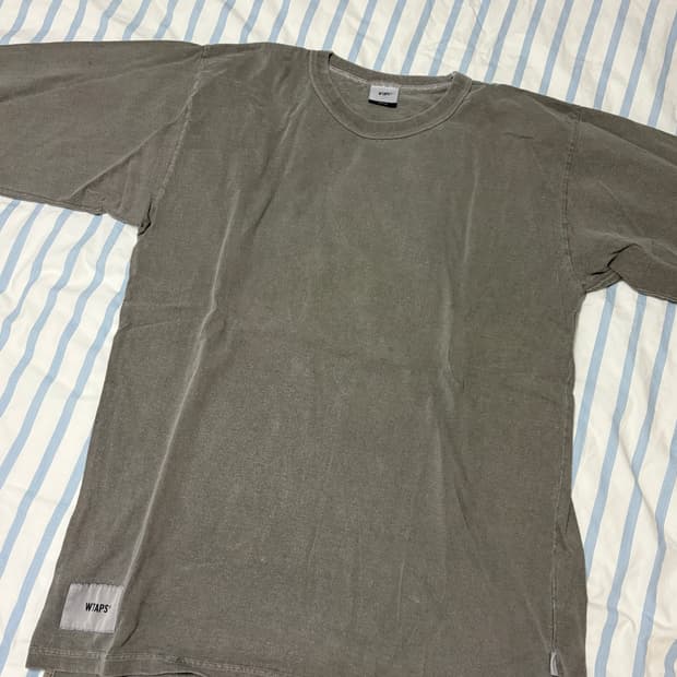 더블탭스 디자인 롱슬리브