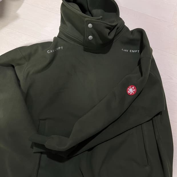 카브엠트 24fw 넥 스냅 플리스 후드