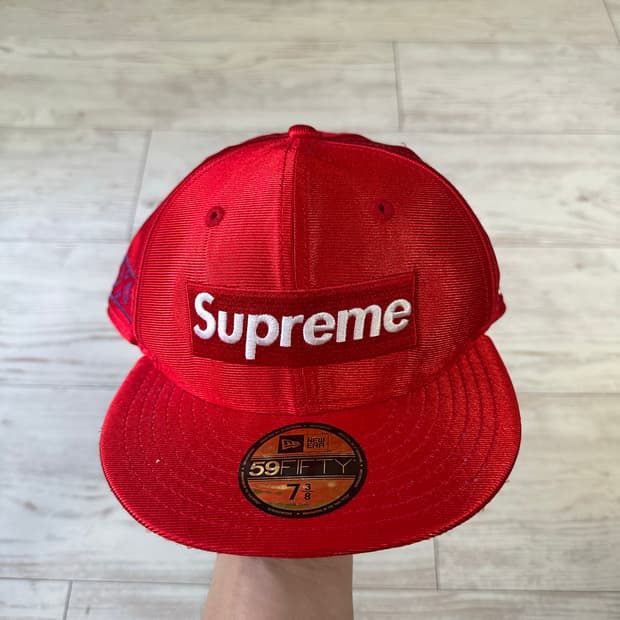 슈프림 뉴에라 59FIFTY 레드 7 3/8