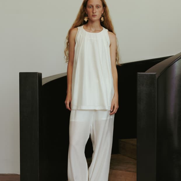 새상품) 파르벵 맷 시어 팬츠 아이보리