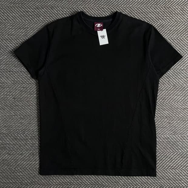 본투윈 머슬핏 블랙 미니멀 티셔츠o 3416