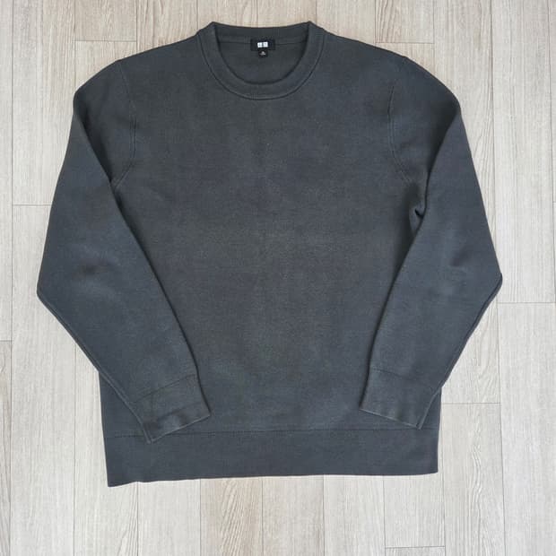 유니클로 밀라노립 워셔블 니트
06 다크 그레이 컬러 XL, 105