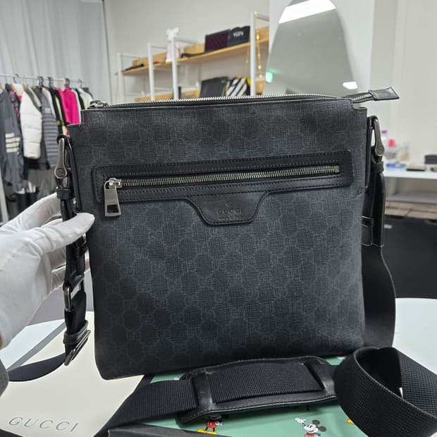 [A급컨디션] 구찌 시그니처 GG 메신저백