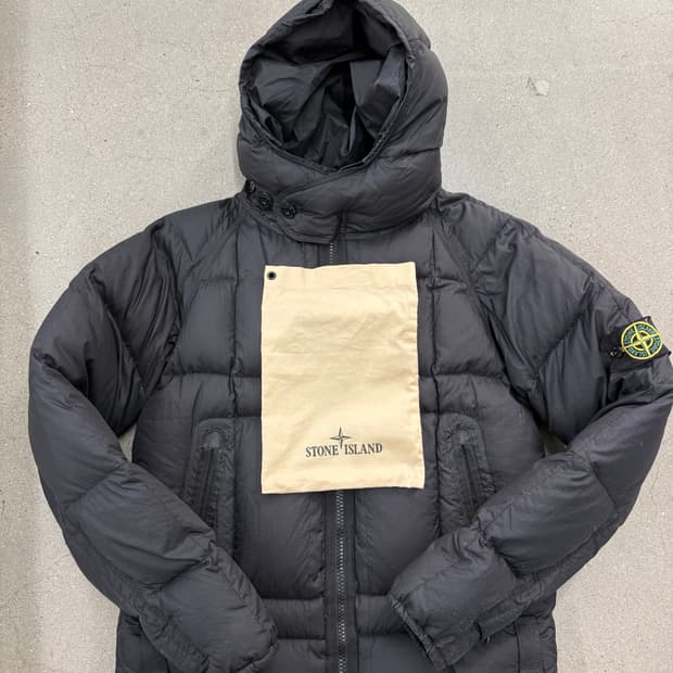 Stone Island Opaque Nylon Tela Down 06aw