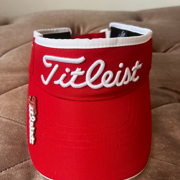 타이틀리스트 레드 로고 선바이져 선캡 골프모자