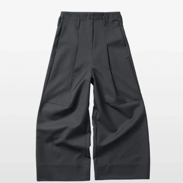 새상품) 킴서울 슬랙스 STRUCTURED PINTUCK SLACKS