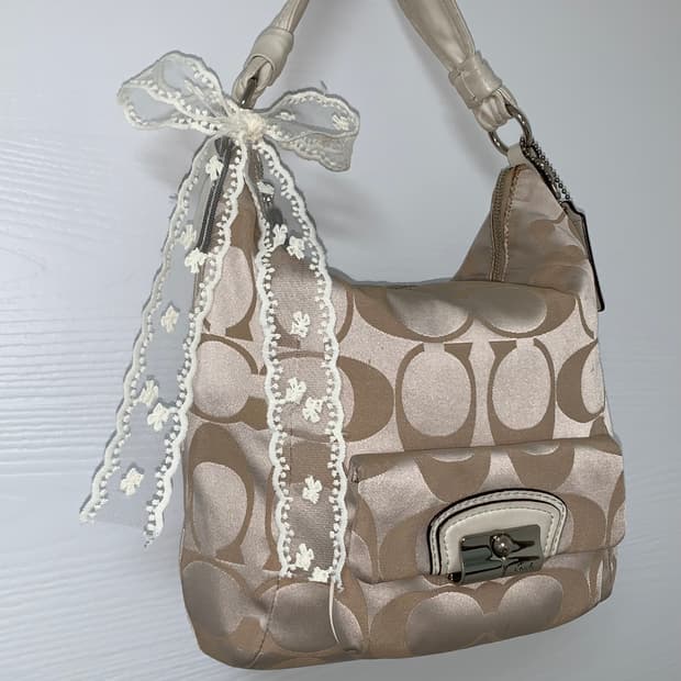 Coach ivory y2k shoulder bag