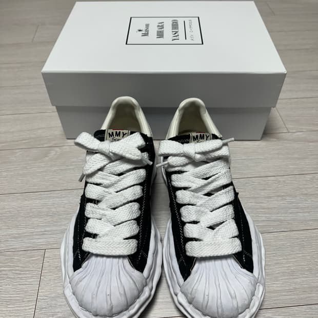 미하라 야스히로 블레이키 eu42 사이즈 팝니다