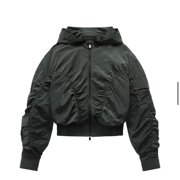트리밍버드 Nylon Cargo Shirring set up zip up