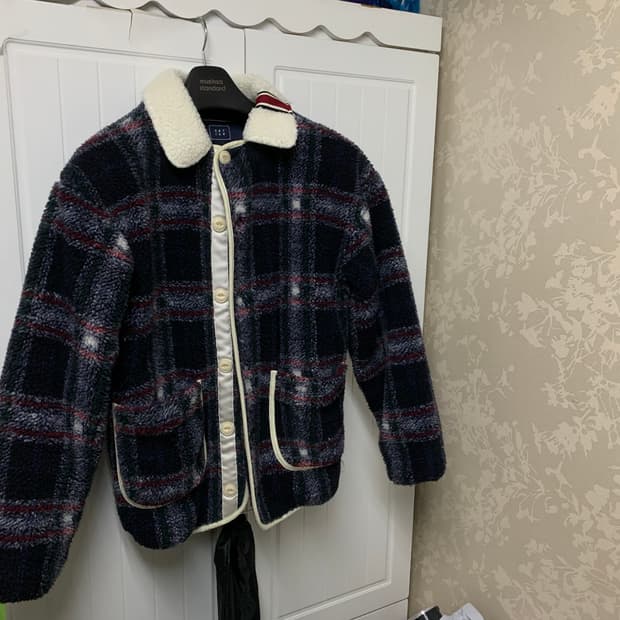 로맨틱크라운 양털 후리스 자켓