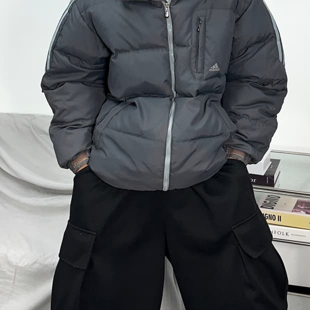 아디다스 올드스쿨 그레이 패딩 105