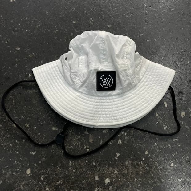 어뉴 골프 버킷햇