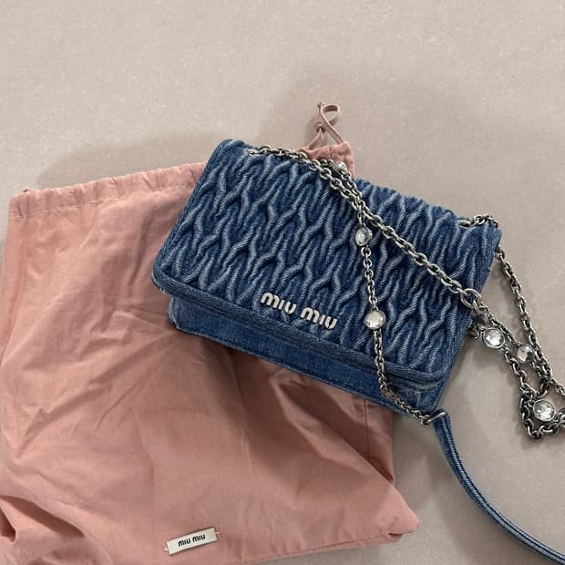 미우미우 마테라쎄