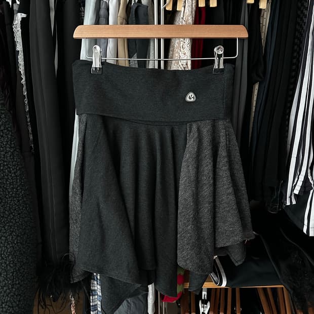 코이세이오 언발란스 스커트 (택달린 새상품)