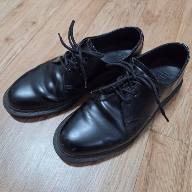 닥터마틴 1461 3홀 모노 270