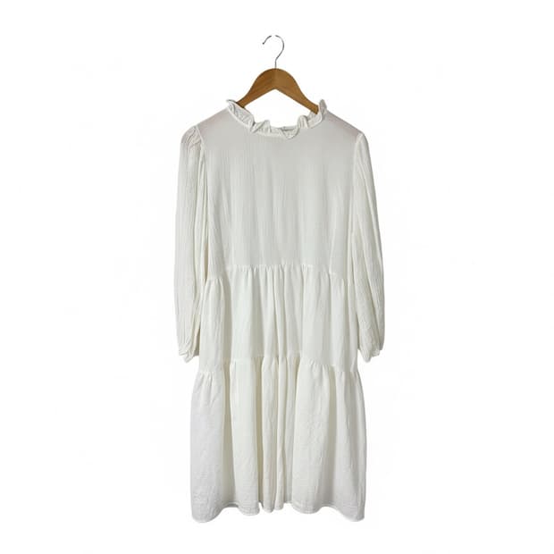 화이트 미디 원피스 