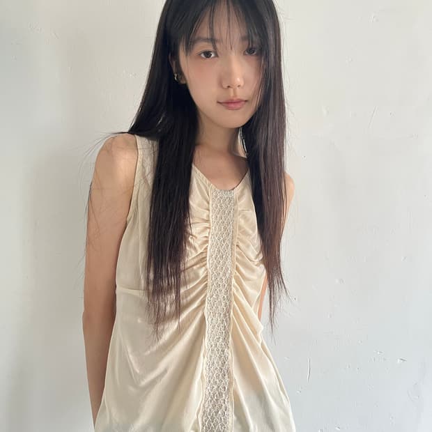 st jhon couture sleeveless blouse