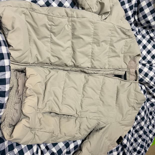 내셔널지오그래픽 경량패딩 팝니다