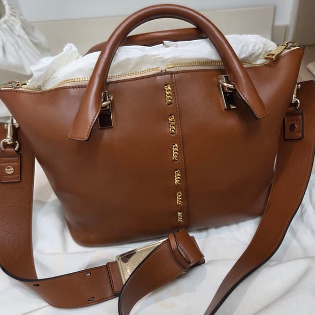 Baylee Medium Tote Classic (민트급 택포함)