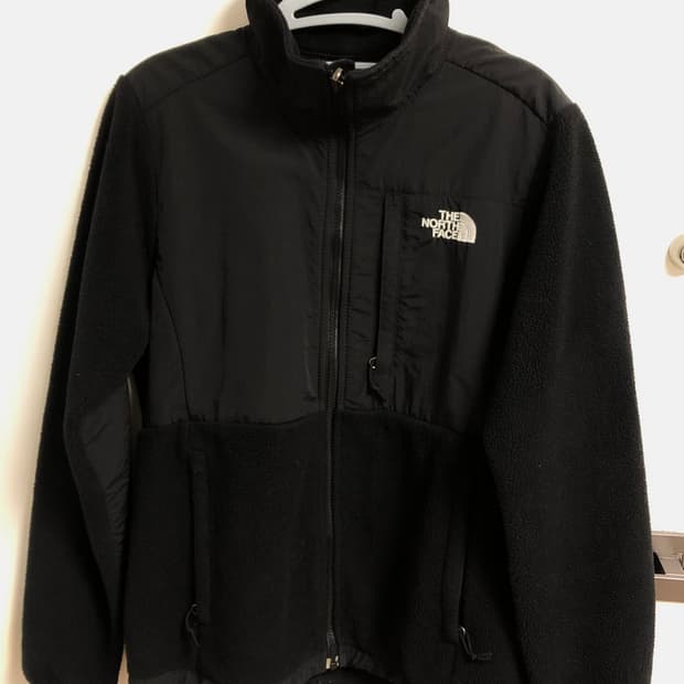 노스페이스 후리스 블랙