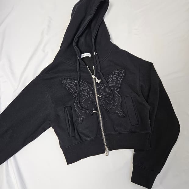 팬시클럽 위즈 패치 나비 크롭 후드집업 자켓 y2k