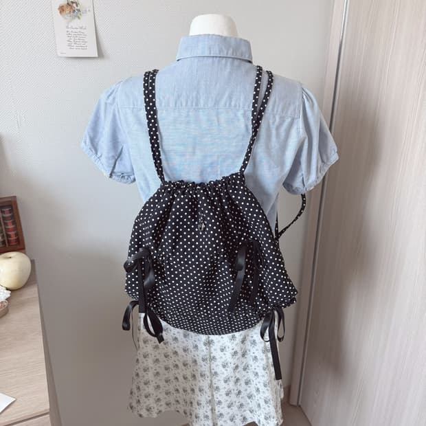 도트 리본 백팩
