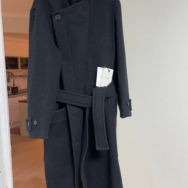 Lemaire 르메르 랩코트 xs사이즈  판매