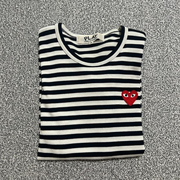 꼼데가르송 여성용 보더티셔츠 (레드와펜)