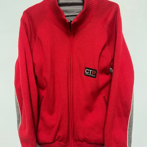 센터폴 CTP 리버시블 니트 집업 레드
