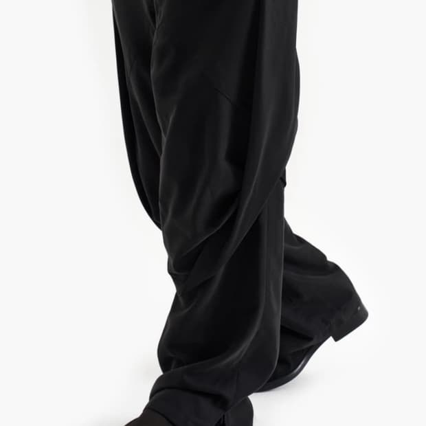 구매글) 지용킴 23 24 드레이핑 팬츠 S 구합니다 