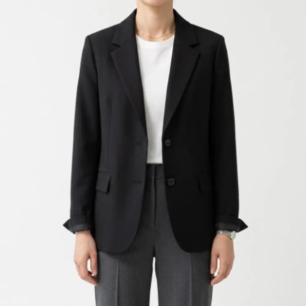 빈폴 레이디스 24년형 울 혼방 기본핏 블랙 재킷 L사이즈