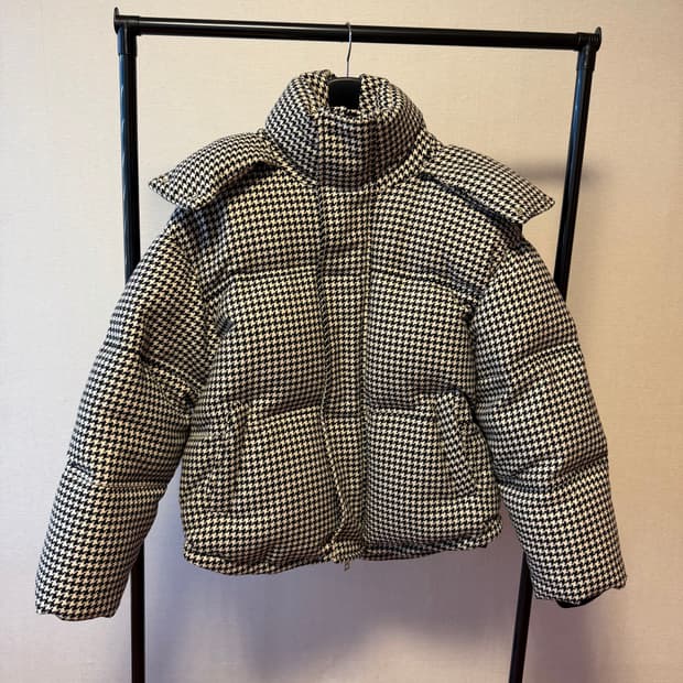 아미 하운드투스 체크 오버핏 숏패딩 xs사이즈 (105)