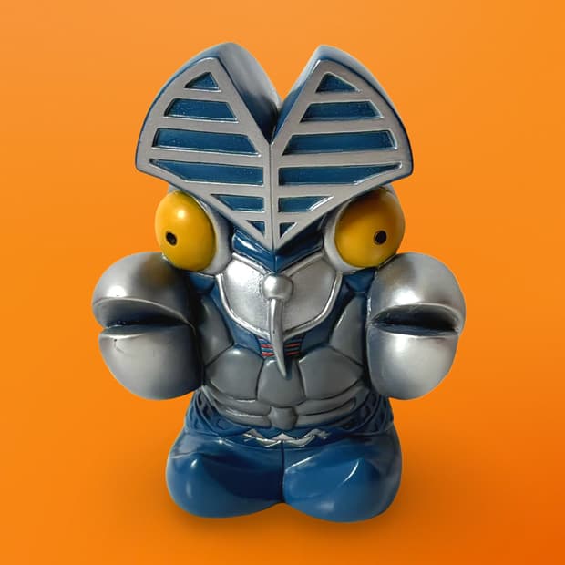 발탄성인 저금통_울트라맨