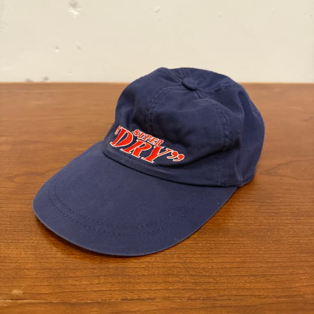 SUPER DRY 빈티지 자수 캡