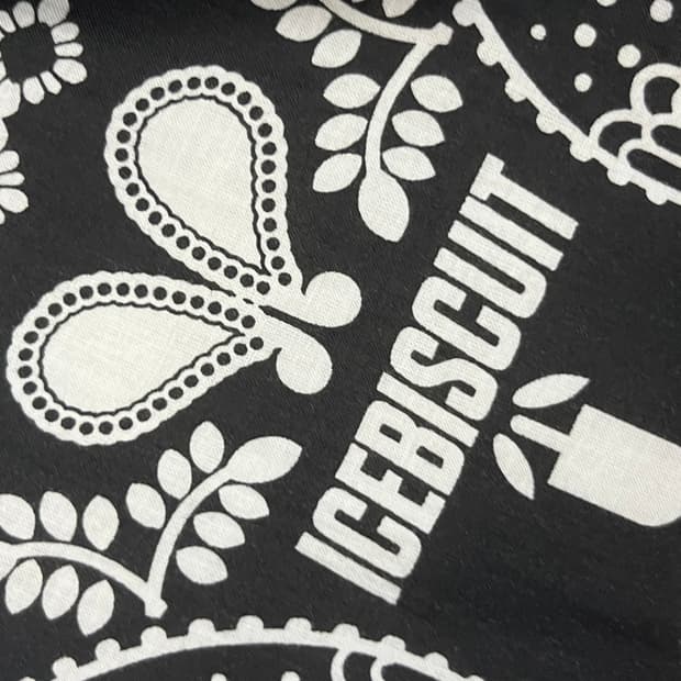 아이스비스킷 스마일페이즐리블랙자켓