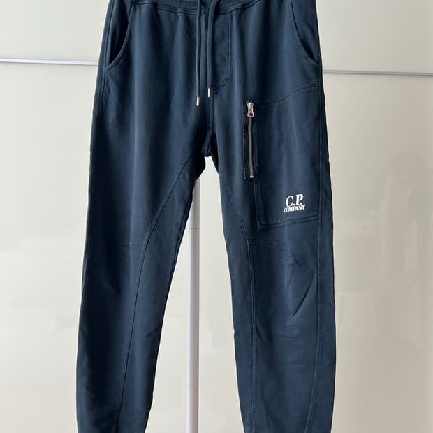C.P COMPANY 조거 팬츠