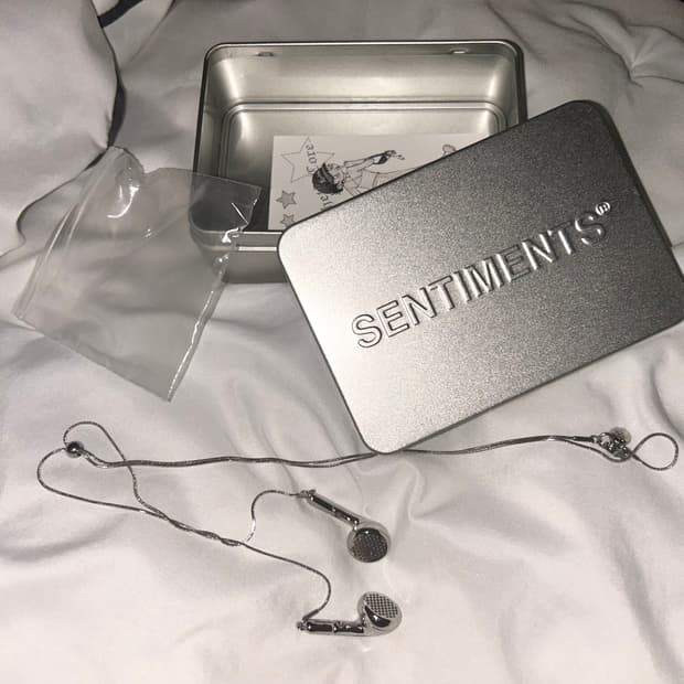 카시코 x 센티멍 이어폰 목걸이